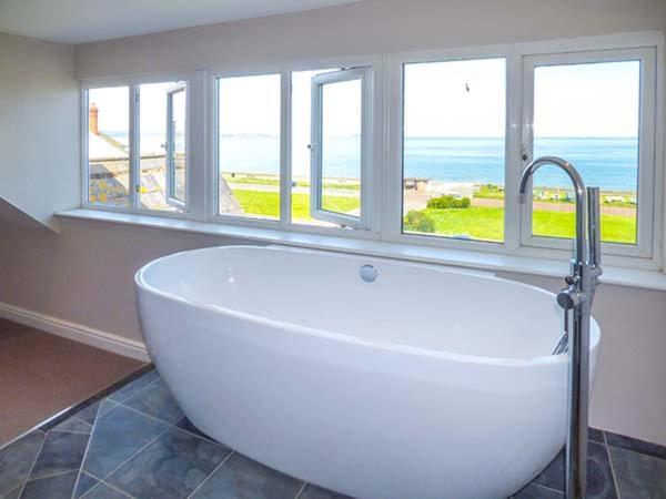 Sea View Apartment Llanfairfechan Eksteriør billede
